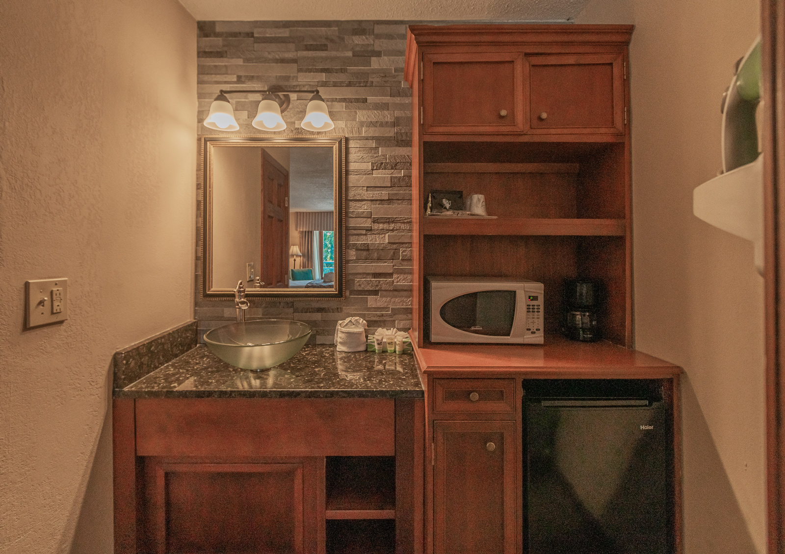 Gallery Arbors at Island Landing Hotel & Suites